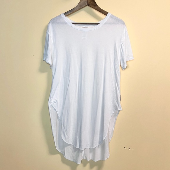 Free Label High-low hem T-shirt - Picture 1 of 4